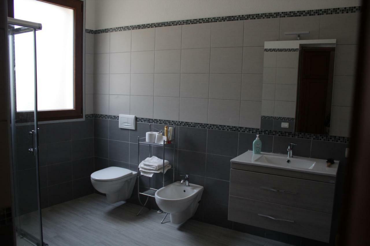 Casa Vacanze Piscinas Luaran gambar